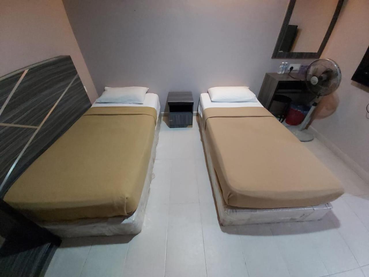 Al Huda Hotel Malacca Exterior photo